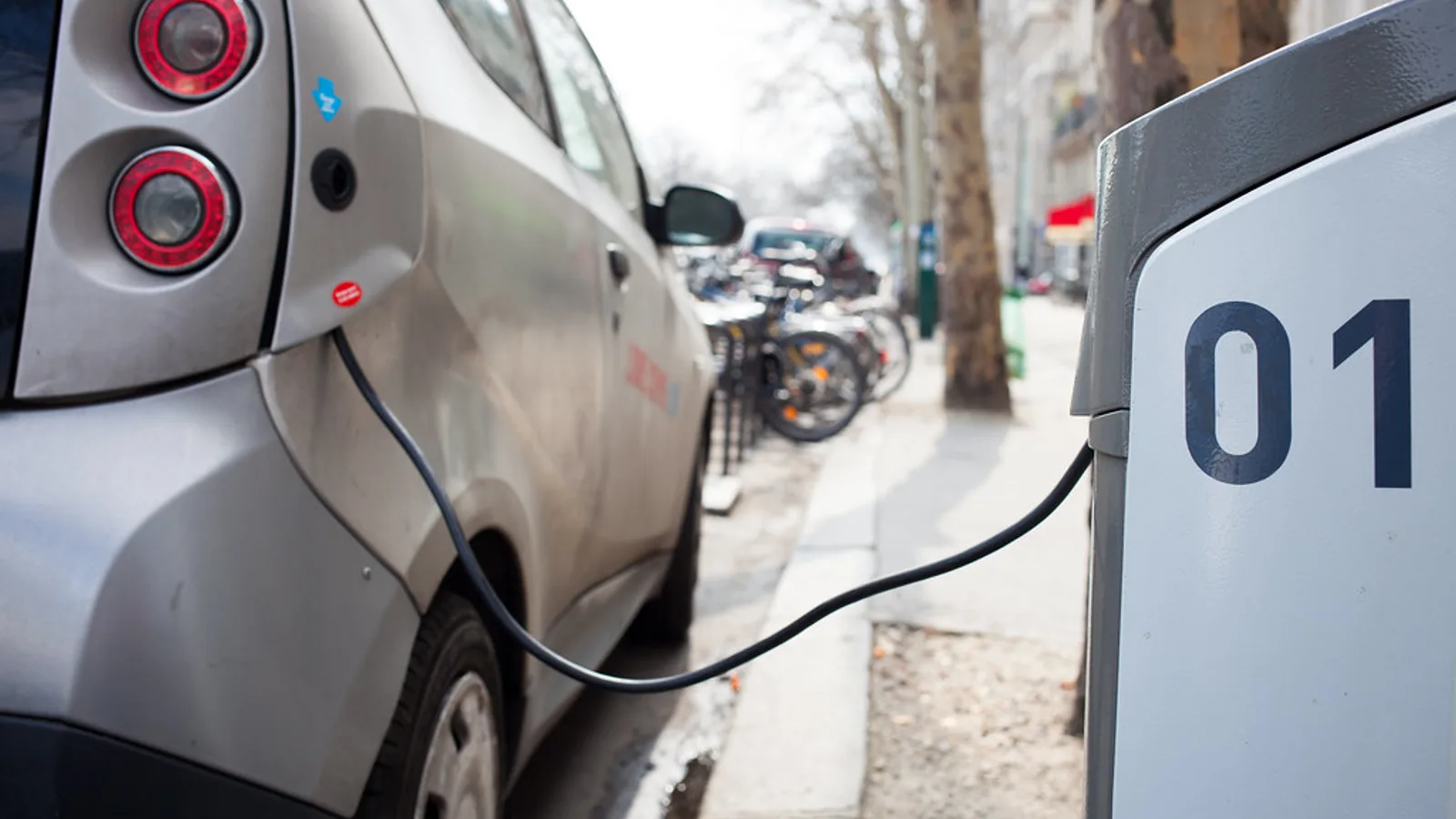 Immagine editoriale per quanto costa ricaricare un'auto elettrica?